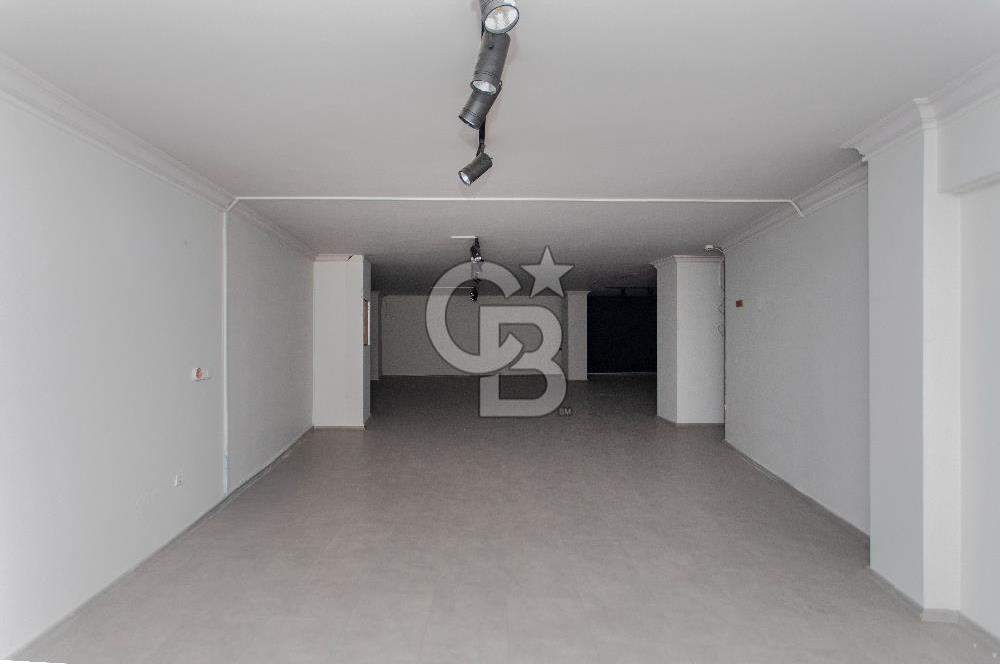 Yeşillik Caddesinde 1000 m2 Yük Asansörlü 5 Katlı Showroom