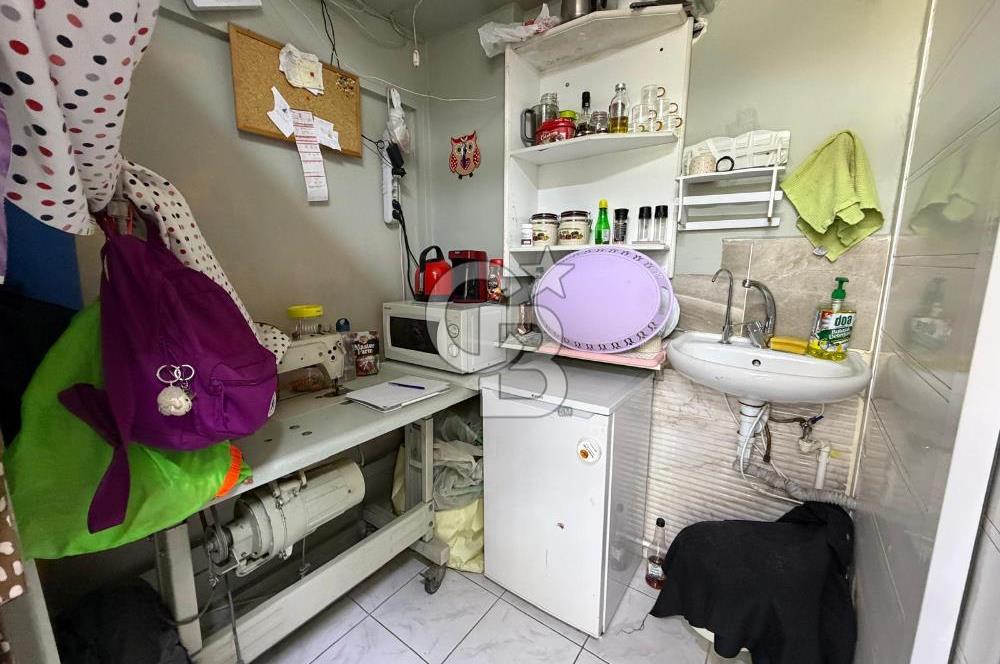 CB SMYRNA' DAN İNÖNÜ CADDESİ ÜZERİ SATILIK DÜKKAN