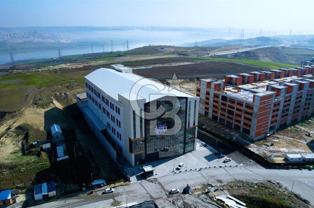 DELİKLİKAYA BÖLGESİNDE 10.500 m2 KİRALIK FABRİKA