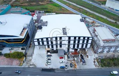ESENYURT KIRAÇ'TA PRESTİJLİ KİRALIK FABRİKA - 10.000 m2