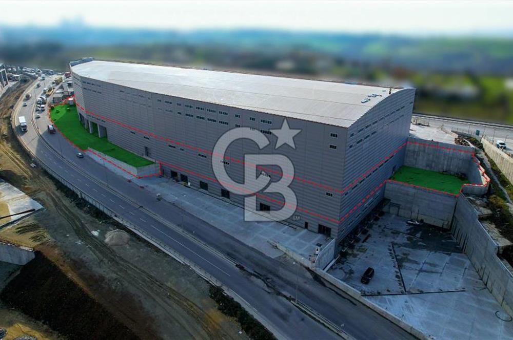 HADIMKÖY YOLU ÜZERİNDE A SINIFI 14.000M²H:9,40 8 RAMPA DEPO