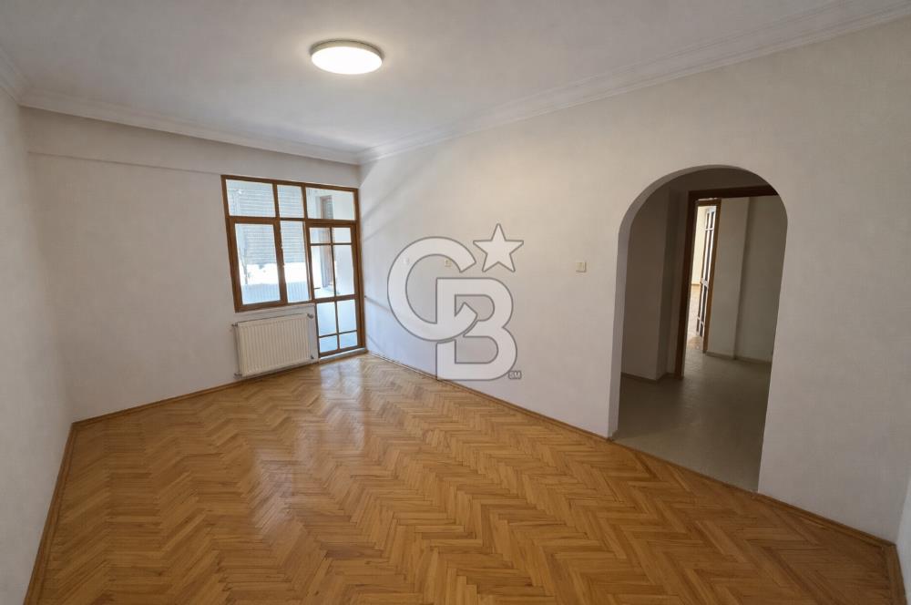 GENİŞ 3+1 ARAKAT DAİRE 145 m² | Gençlik Mah. | Denize 5 DK