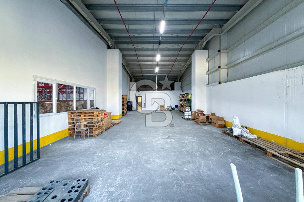 ESENYURT KIRAÇ'TA KİRALIK LOJİSTİK DEPO 4 TIR RAMPASI