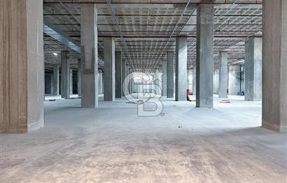 HADIMKÖY YOLU ÜZERİNDE A SINIFI 14.000M²H:9,40 8 RAMPA DEPO