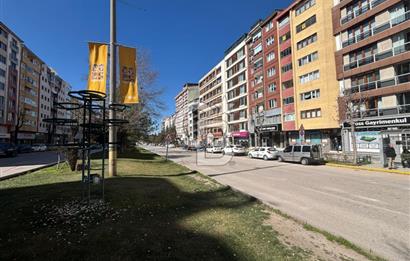 CB CITY'DEN ATATÜRK BULVARI ÜZERİNDE DEVREN KİRALIK İŞ YERİ