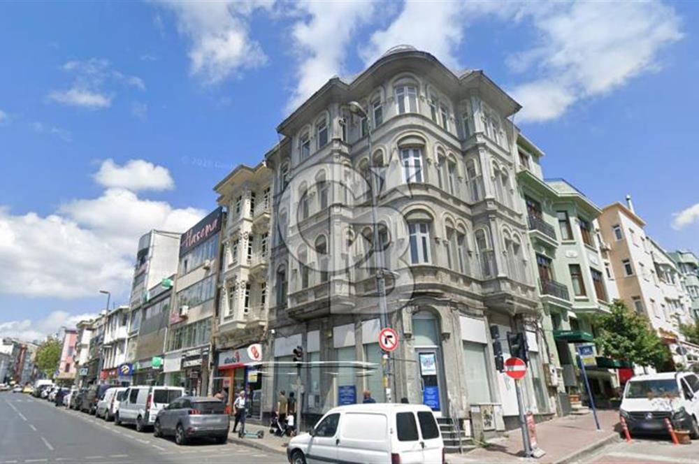 Bankadan Satılık Fatih Kirmasti’de Tarihi ve Prestijli Gayrimenkul – Ticaretin Kalbinde Yatırım Fırsatı