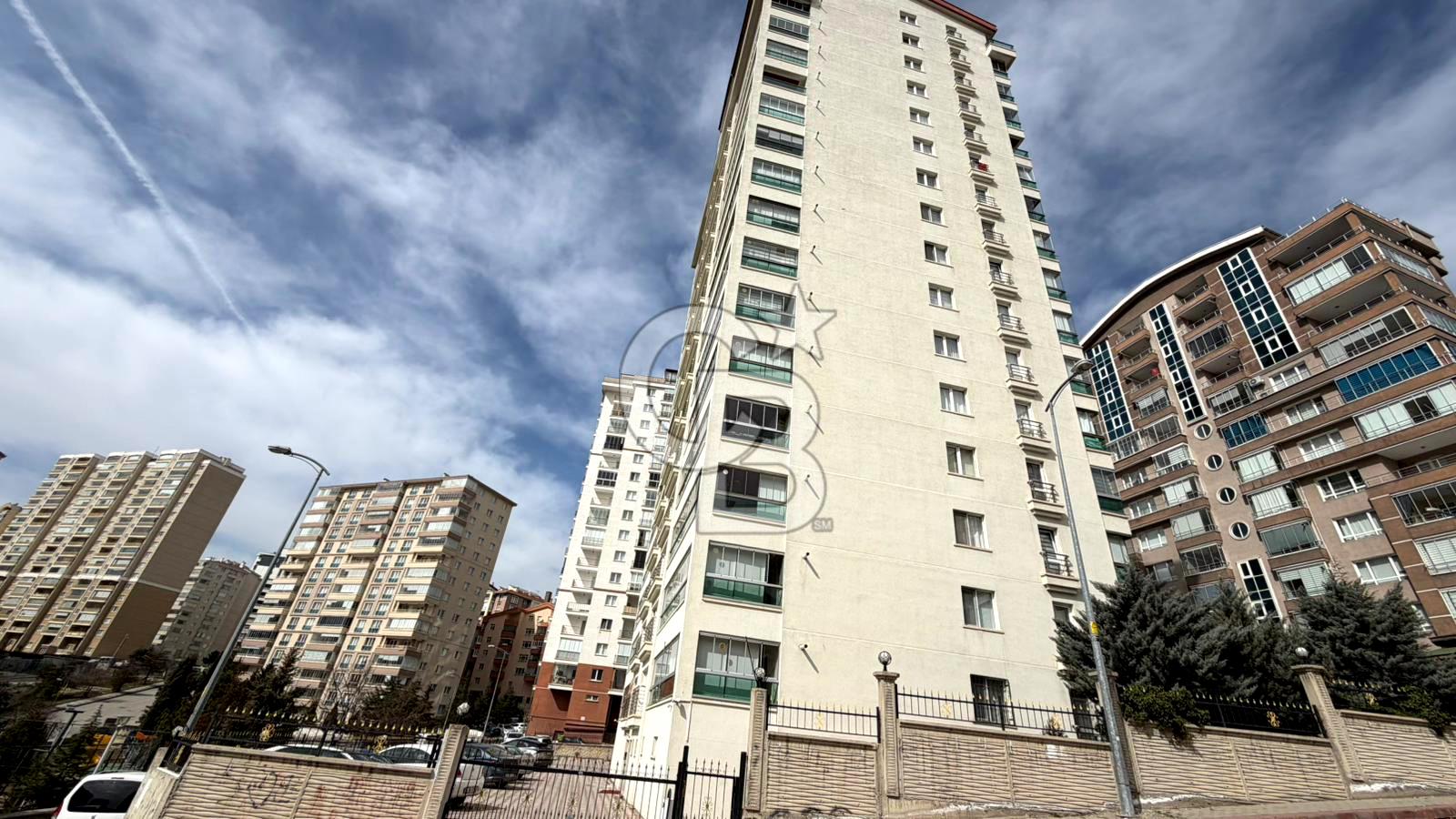 180M2 ULTRA LÜX ŞEHİR MANZARALI 4+1 SATILIK DAİRE