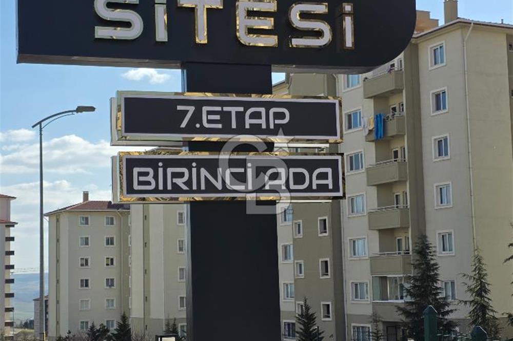 Ankara Yapracık'ta, pazar yerine yürüme mesafesinde 2+1 kiralık daire fırsatı!