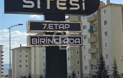 Ankara Yapracık'ta, pazar yerine yürüme mesafesinde 2+1 kiralık daire fırsatı!