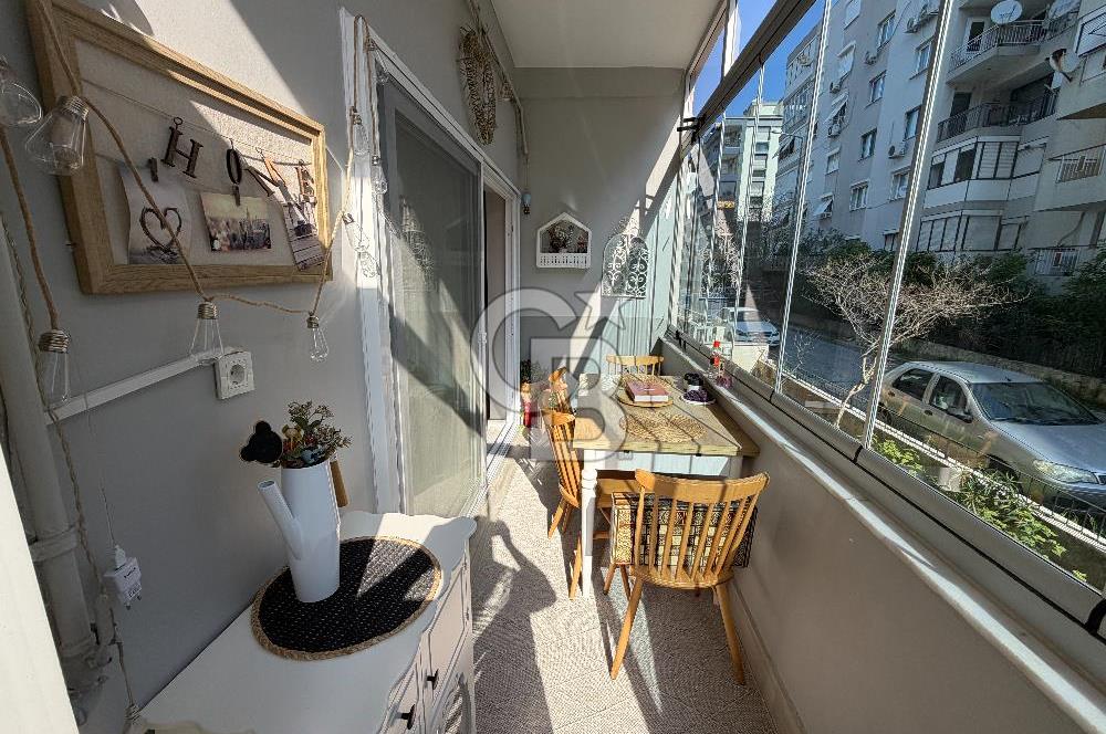 KARŞIYAKA BOSTANLI'DA SATILIK 3+1 DAİRE