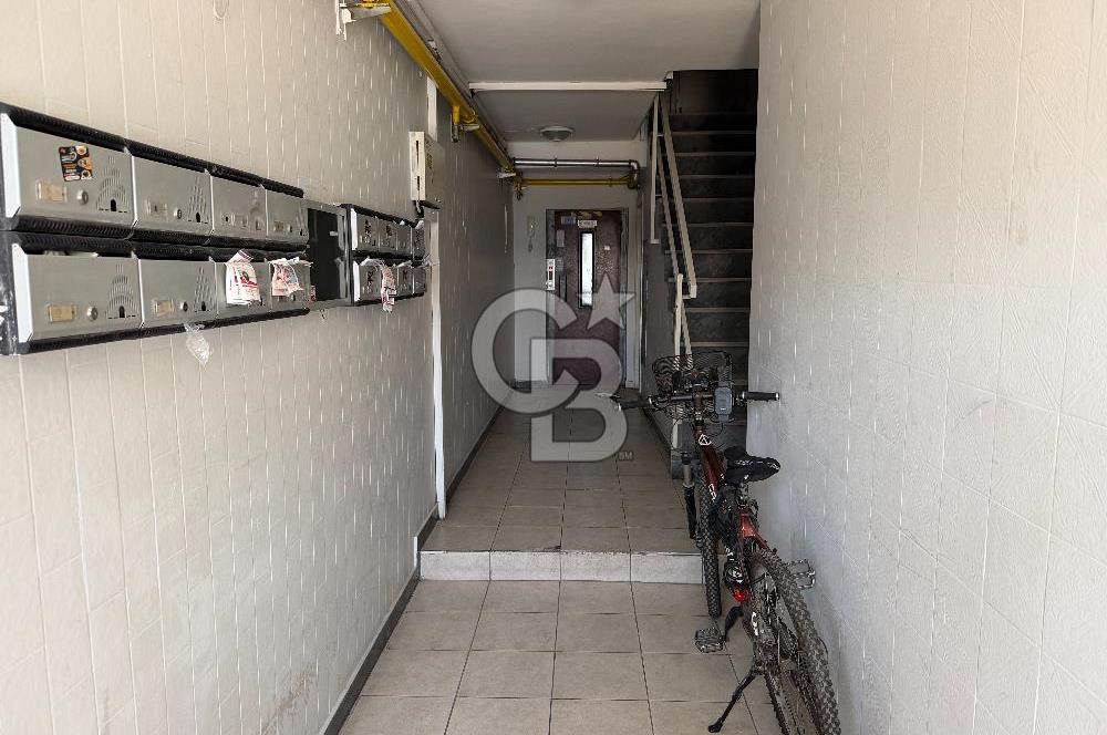 KARŞIYAKA VAPUR İSKELESİ KARŞISI EŞYALI KİRALIK 2+1 DAİRE