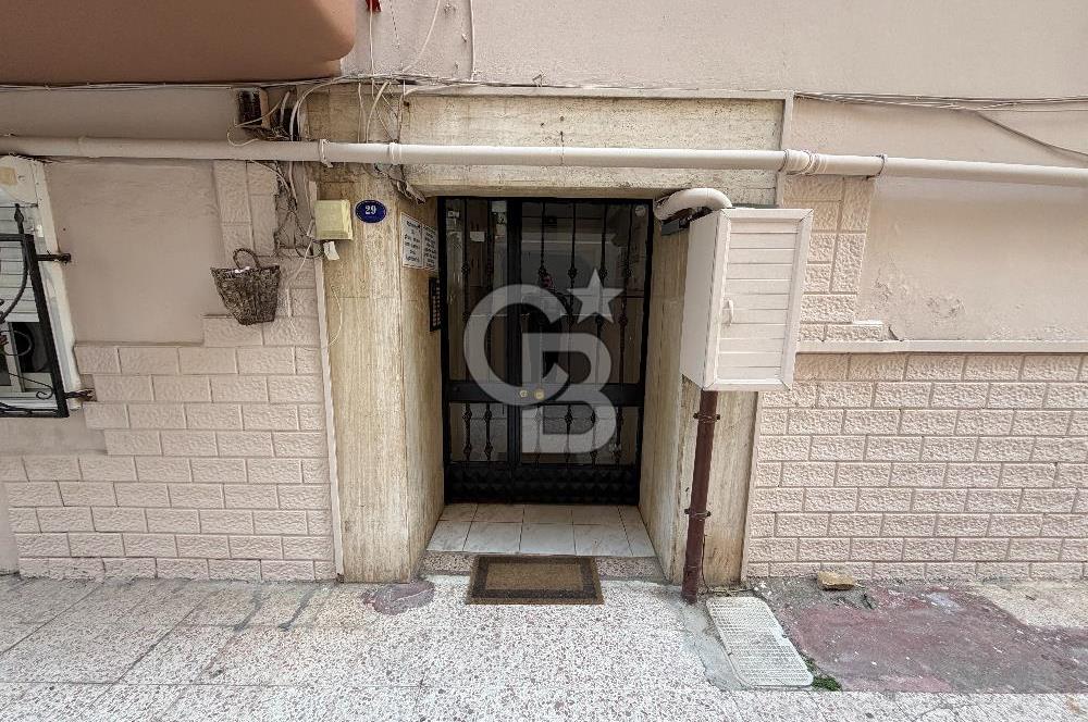 KARŞIYAKA BOSTANLI'DA SATILIK 3+1 DAİRE