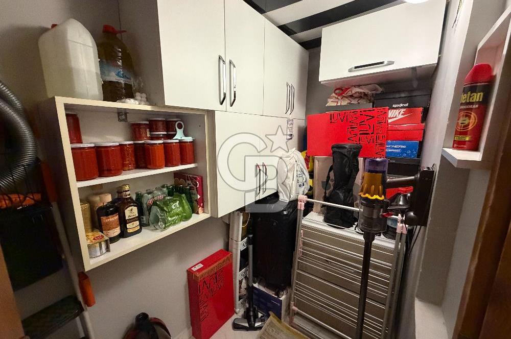 KARŞIYAKA BOSTANLI'DA SATILIK 3+1 DAİRE