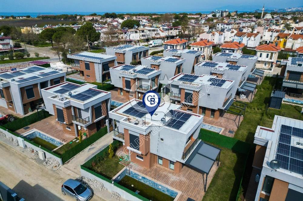 Kuşadası Lavinya Konaklarında tam müstakil kiralık villa