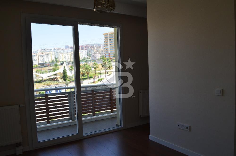 Karşıyaka Soyak Siesta Blue Sitesi'nde 1+1 Satılık Daire