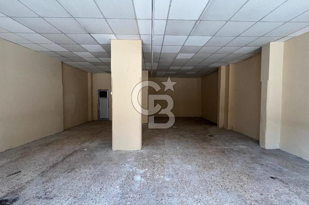 Bayraklı da dükkan