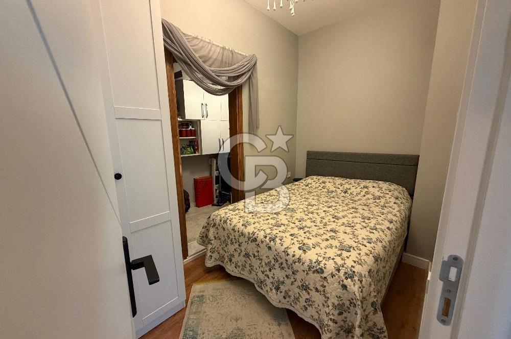 KARŞIYAKA BOSTANLI'DA SATILIK 3+1 DAİRE