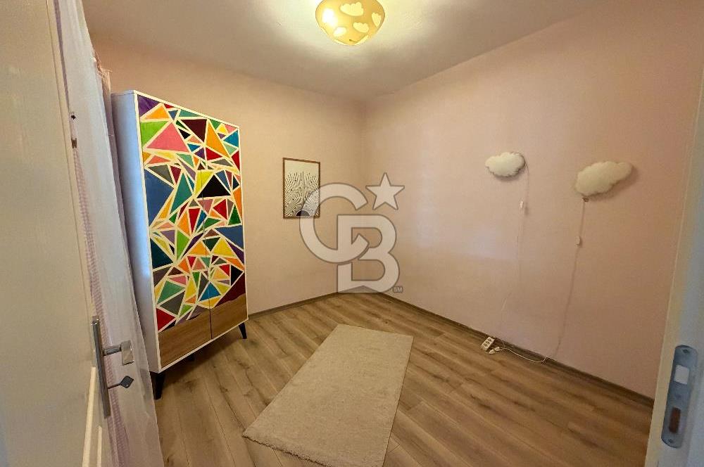 KARŞIYAKA VAPUR İSKELESİ KARŞISI EŞYALI KİRALIK 2+1 DAİRE