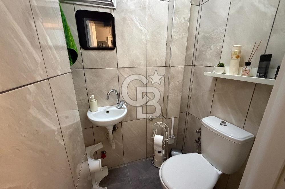 KARŞIYAKA BOSTANLI'DA SATILIK 3+1 DAİRE