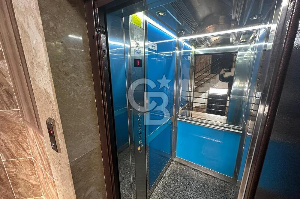 Konyaaltı Uncalı'da Satılık 3+1, 140m² Ferah Daire