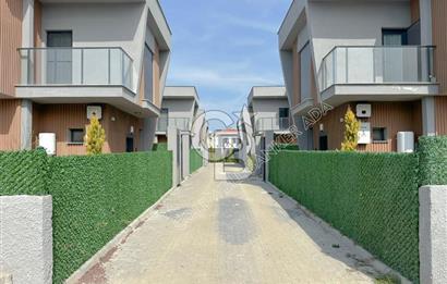 Kuşadası Lavinya Konaklarında tam müstakil kiralık villa