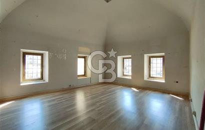 Kızlarağası Han'ında Kiralık Dükkan