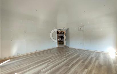 Kızlarağası Han'ında Kiralık Dükkan