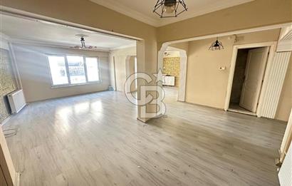 Lise Caddesi Çınara Yakın 2+1 140 M² Kiralık Daire