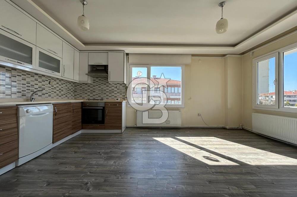 AYVALIK 150 EVLER'DE SATILIK 2+1 DAİRE