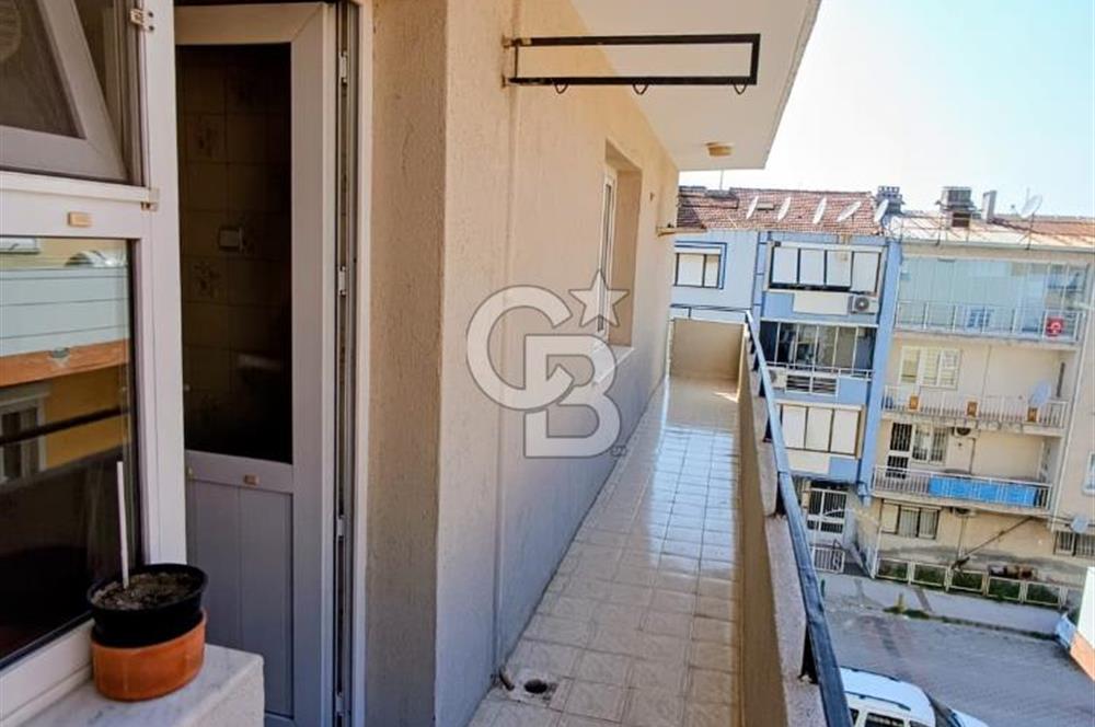 Buca Efelerde Merkezi Konumda, Geniş ve Ferah Kiralık 3+1 Daire