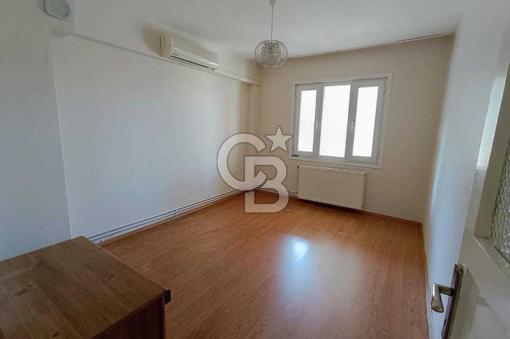 Buca Efelerde Merkezi Konumda, Geniş ve Ferah Kiralık 3+1 Daire