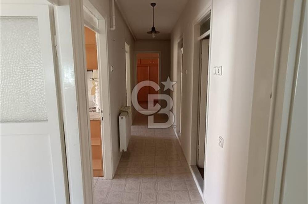 Buca Efelerde Merkezi Konumda, Geniş ve Ferah Kiralık 3+1 Daire