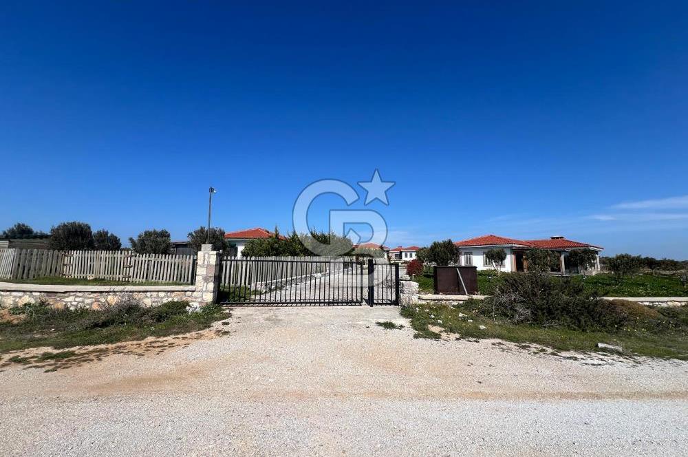 BOZCAADA AKVARYUM KÜME EVLERİNDE SATILIK TAŞ EV