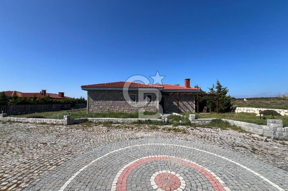 BOZCAADA AKVARYUM KÜME EVLERİNDE SATILIK TAŞ EV