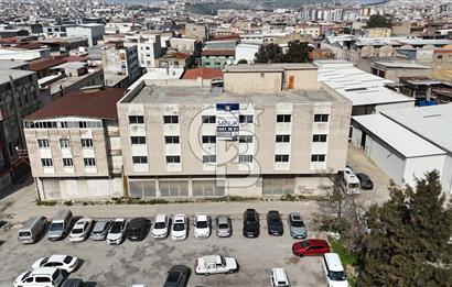 Karabağlar Sanayide Köşe Konumlu 2.250 m2 Satılık Komple Bina