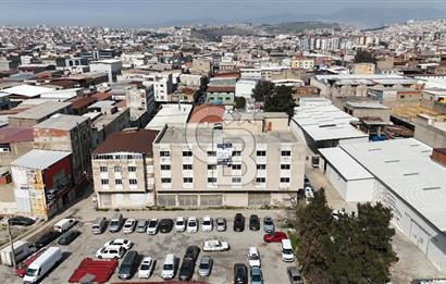 Karabağlar Sanayide Köşe Konumlu 2.250 m2 Satılık Komple Bina