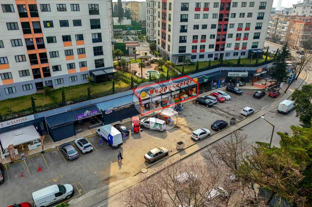 KARTAL YAKACIKTA 900M2 KURUMSAL KİRACILI SATILIK EMSALSİZ DÜKKAN