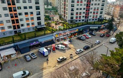 KARTAL YAKACIKTA 900M2 KURUMSAL KİRACILI SATILIK EMSALSİZ DÜKKAN