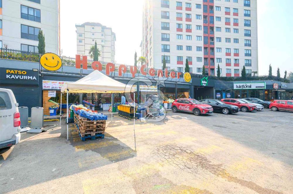 KARTAL YAKACIKTA 900M2 KURUMSAL KİRACILI SATILIK EMSALSİZ DÜKKAN