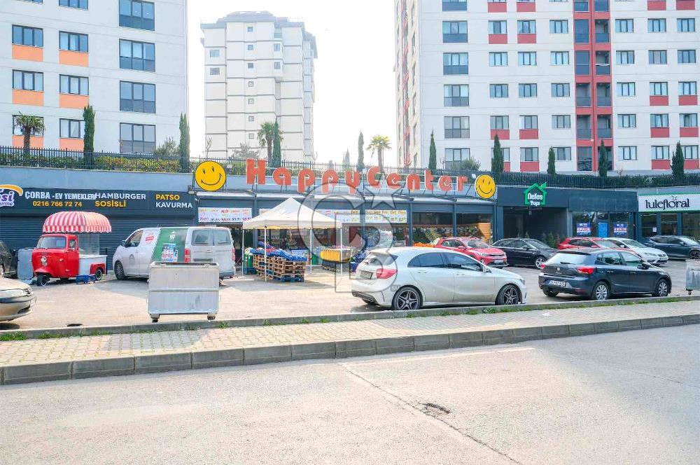 KARTAL YAKACIKTA 900M2 KURUMSAL KİRACILI SATILIK EMSALSİZ DÜKKAN