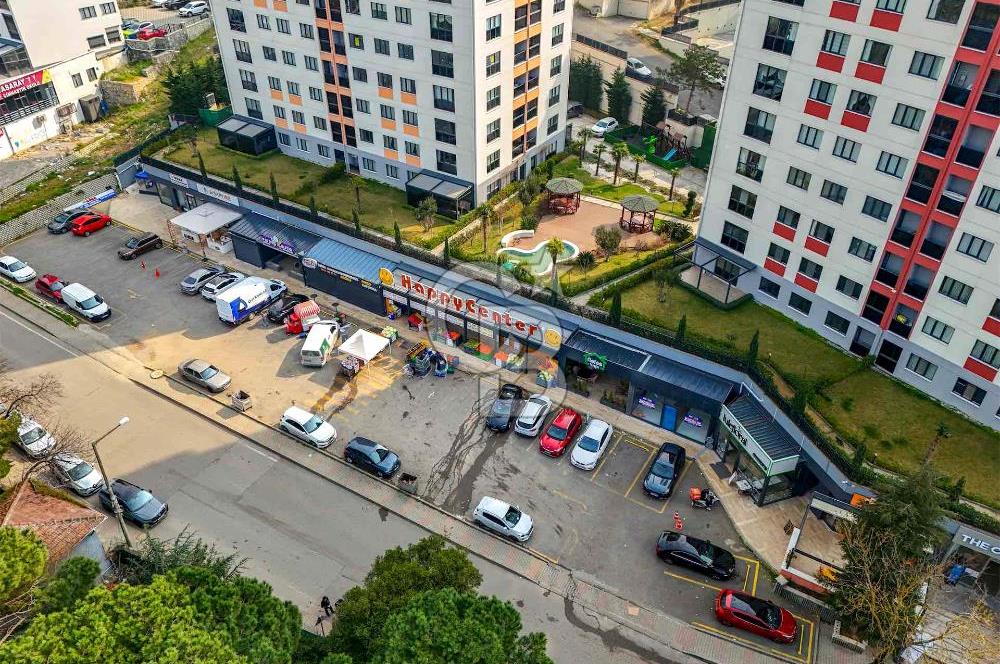 KARTAL YAKACIKTA 900M2 KURUMSAL KİRACILI SATILIK EMSALSİZ DÜKKAN