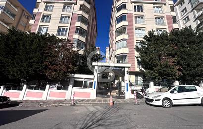 “Quartet Garden Ümraniye’de Ferah ve Aydınlık 3+1 Daiire