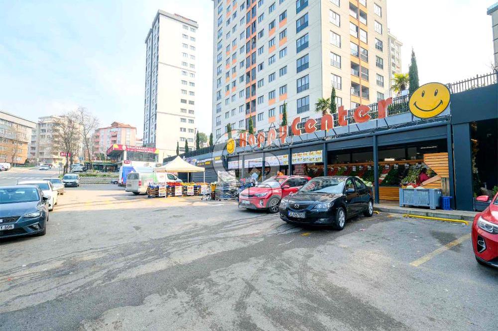 KARTAL YAKACIKTA 900M2 KURUMSAL KİRACILI SATILIK EMSALSİZ DÜKKAN