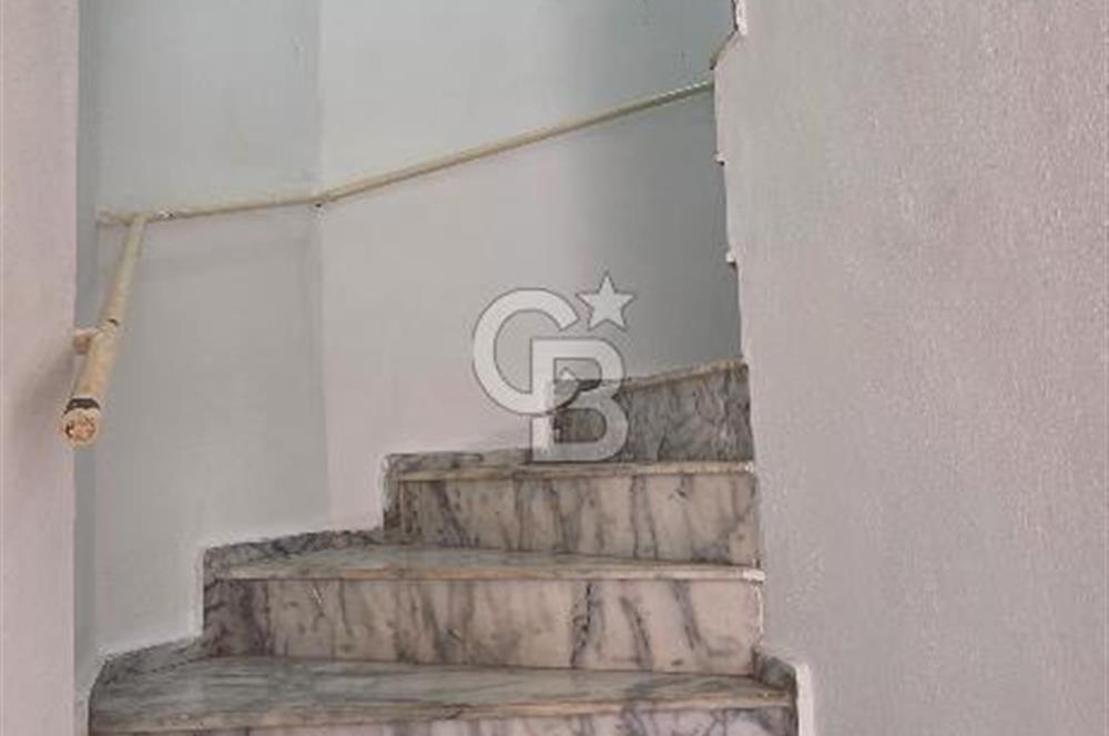 İZMİR DİKİLİ SALİHLERALTI'NDA 3+1 FIRSAT VİLLA