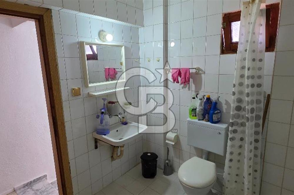 İZMİR DİKİLİ SALİHLERALTI'NDA 3+1 FIRSAT VİLLA