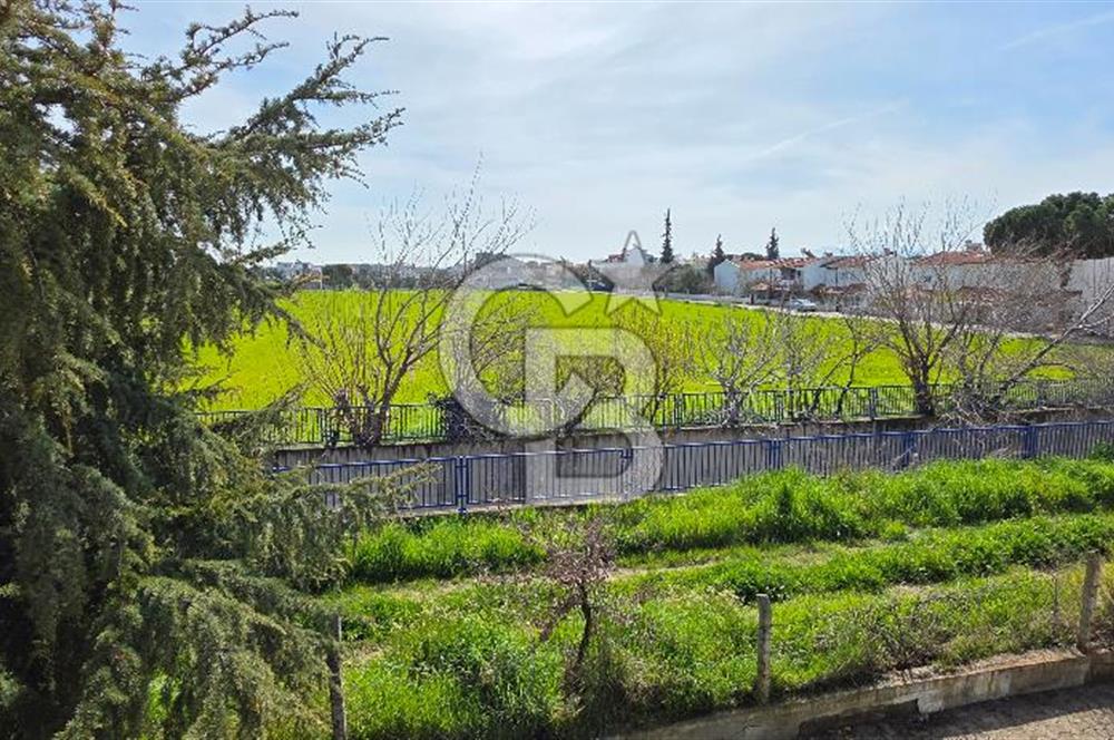 İZMİR DİKİLİ SALİHLERALTI'NDA 3+1 FIRSAT VİLLA