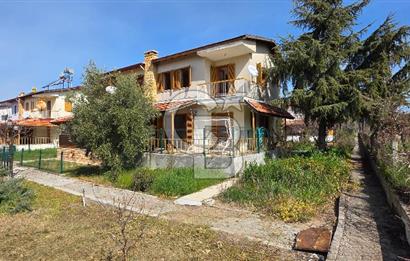 İZMİR DİKİLİ SALİHLERALTI'NDA 3+1 FIRSAT VİLLA