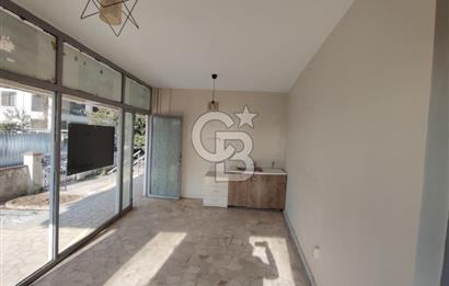Altıntepe'de Çift Cepheli, Köşe Konumlu Kiralık Dükkan