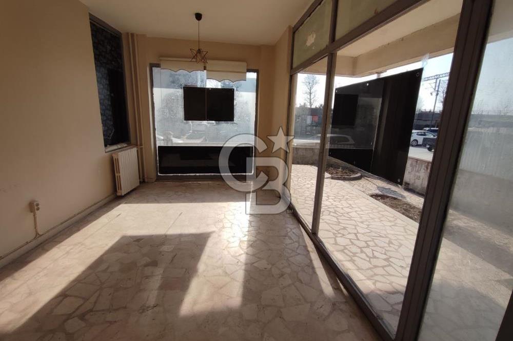 Altıntepe'de Çift Cepheli, Köşe Konumlu Kiralık Dükkan