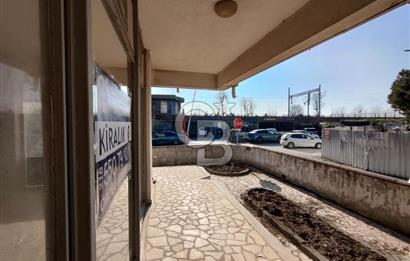 Altıntepe'de Çift Cepheli, Köşe Konumlu Kiralık Dükkan